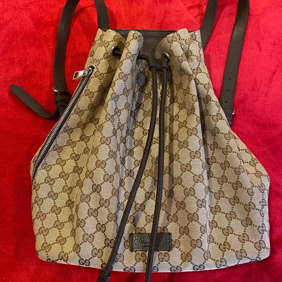 GUCCI Brown Monogram GG Canvas Drawstring Backpack - Picture 6 of 11